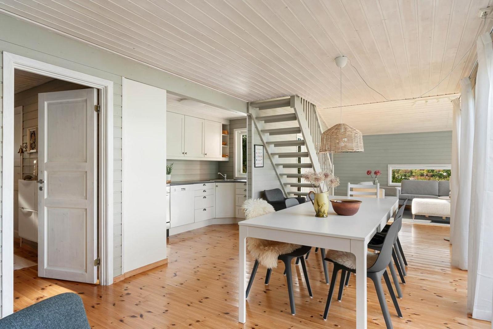 Charming House Located By The Fjord With The Pultpitrock Within Short Distance * Jorpeland