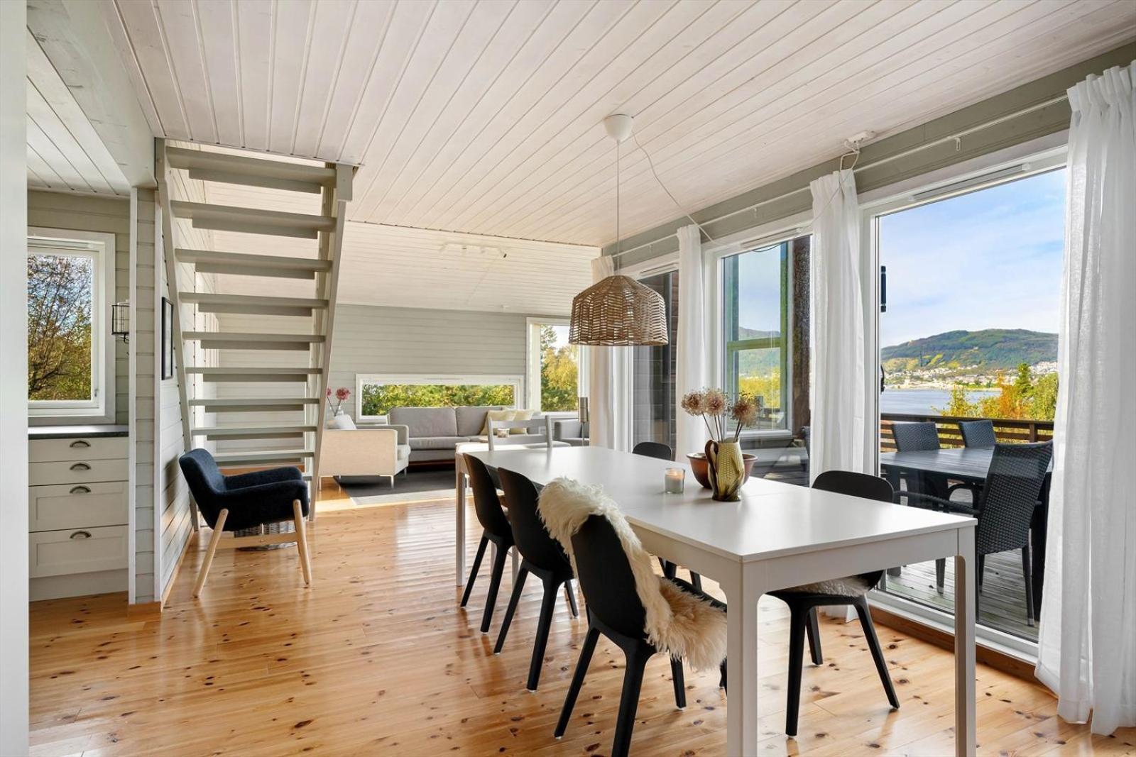 Holiday home Charming House Located By The Fjord With The Pultpitrock Within Short Distance